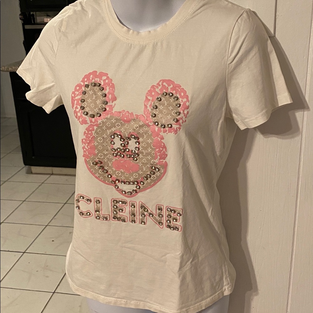 Cream T-Shirt with Pink and Tan Graphic